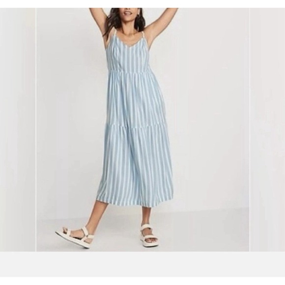 Old Navy Tiered Striped Lightweight Maxi Cami Swing Dress Size Large Pockets - Picture 1 of 11